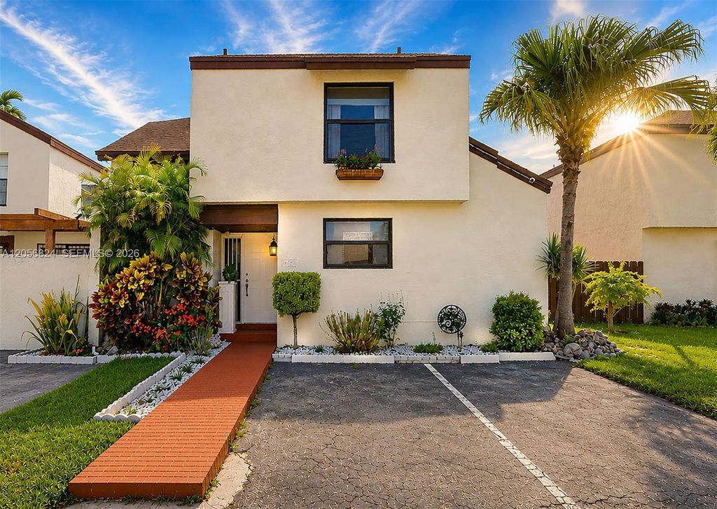635 NW 97th Place, Miami, FL 33172