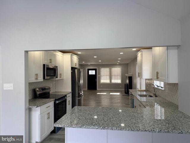 109 PAOLI PIKE, Paoli, PA 19301