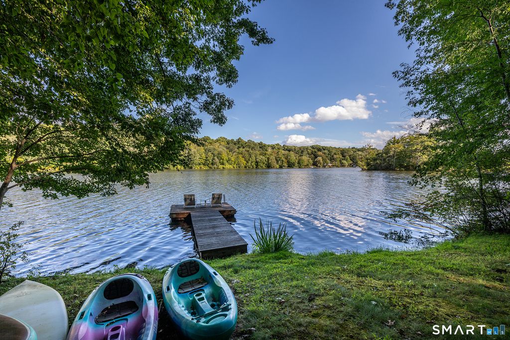 130 Lake Drive, Bethlehem, CT 06751