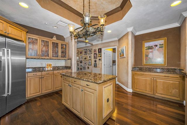 17717 GULF BOULEVARD 504, St Petersburg, FL 33708