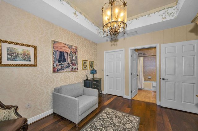 17717 GULF BOULEVARD 504, St Petersburg, FL 33708