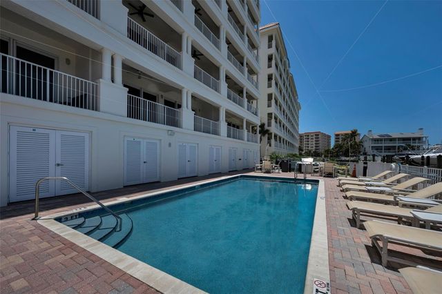 17717 GULF BOULEVARD 504, St Petersburg, FL 33708