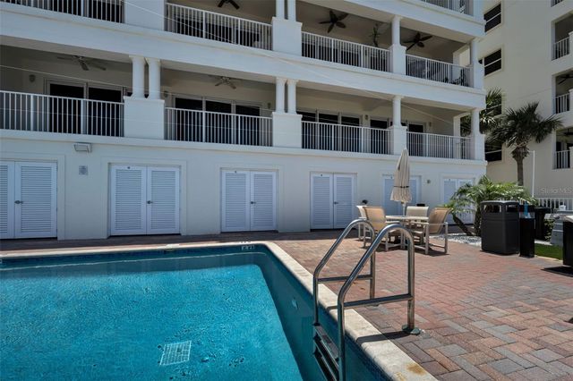 17717 GULF BOULEVARD 504, St Petersburg, FL 33708