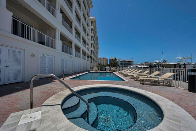 17717 GULF BOULEVARD 504, St Petersburg, FL 33708