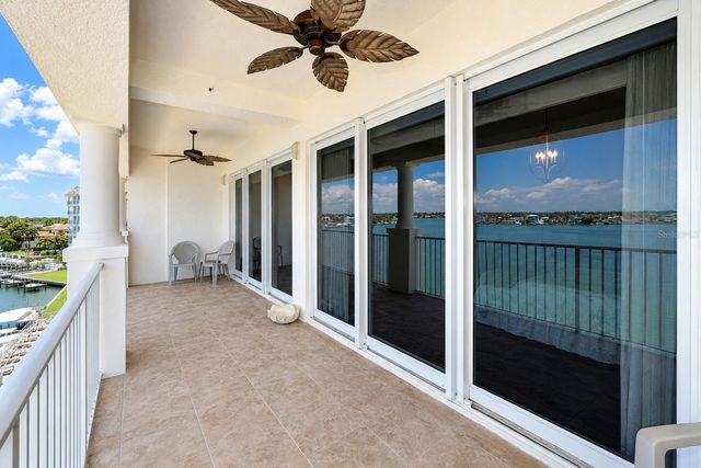 17717 GULF BOULEVARD 504, St Petersburg, FL 33708