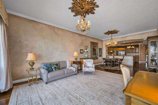 17717 GULF BOULEVARD 504, St Petersburg, FL 33708