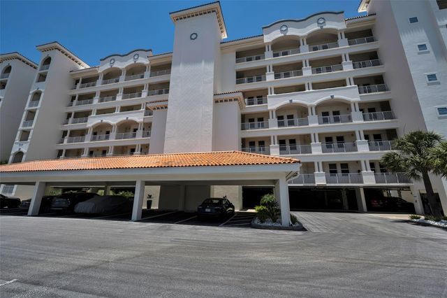 17717 GULF BOULEVARD 504, St Petersburg, FL 33708