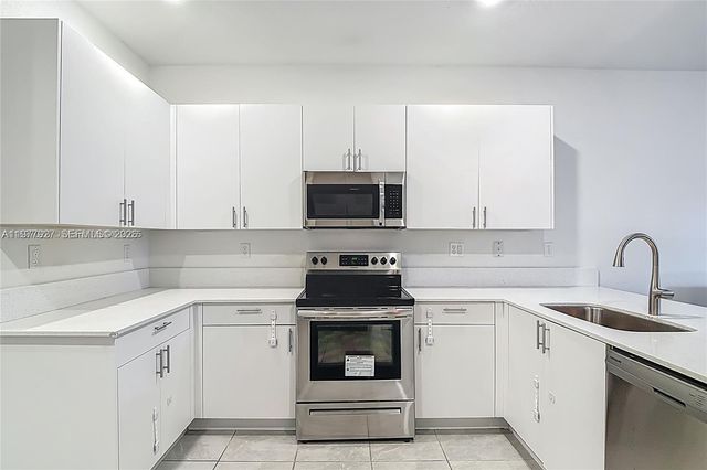 28615 SW 129th Ct 28615, Homestead, FL 33033