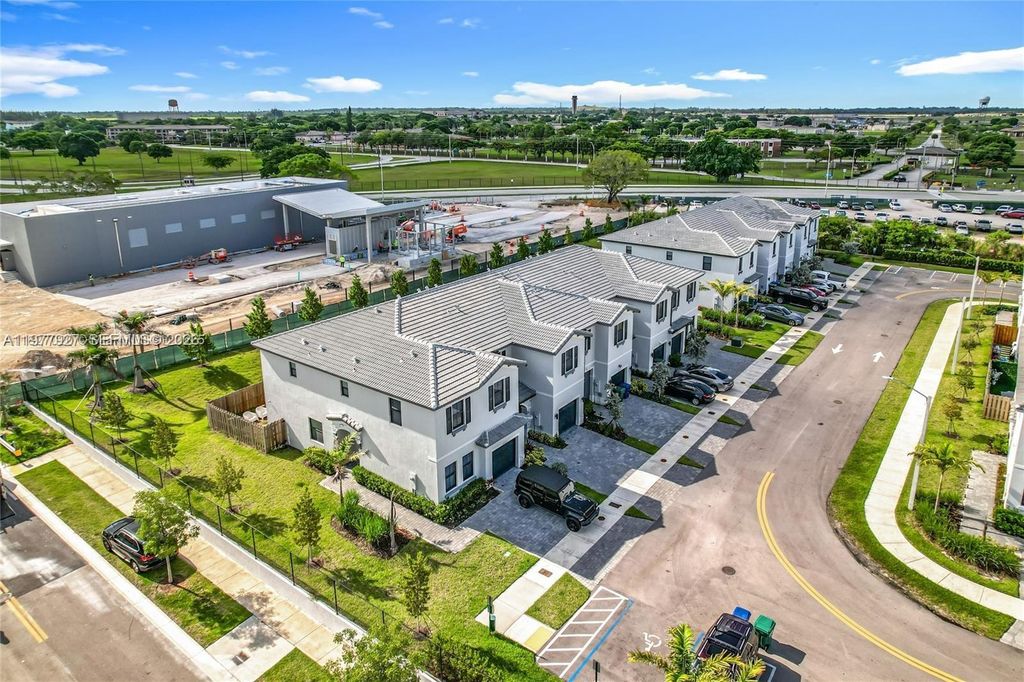 28615 SW 129th Ct 28615, Homestead, FL 33033