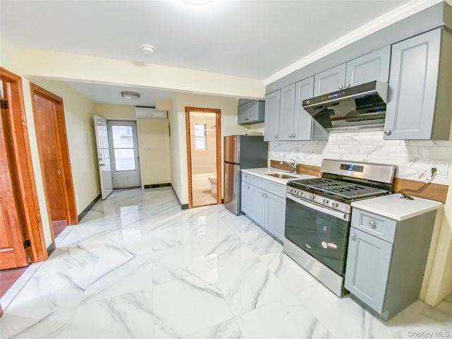 1318 Mace Avenue, Bronx, NY 10469