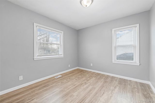 6284 Hunt Street, Romulus, MI 48174