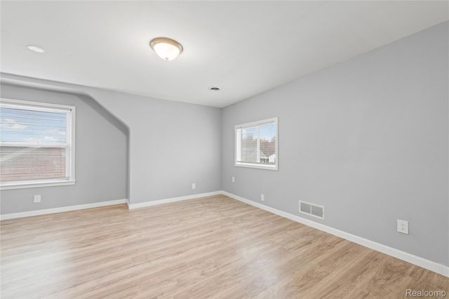 6284 Hunt Street, Romulus, MI 48174