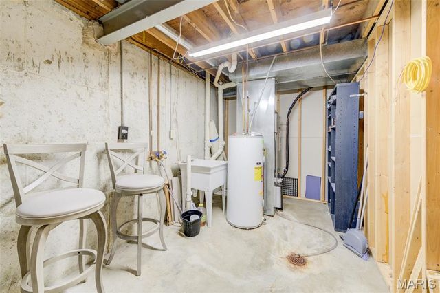 610 Summer Winds Lane F, St Peters, MO 63376