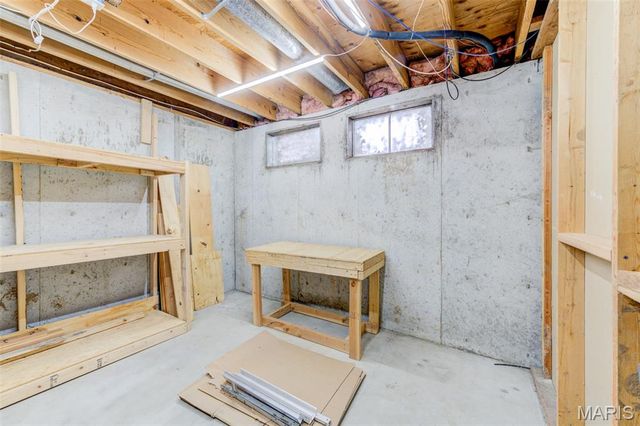 610 Summer Winds Lane F, St Peters, MO 63376