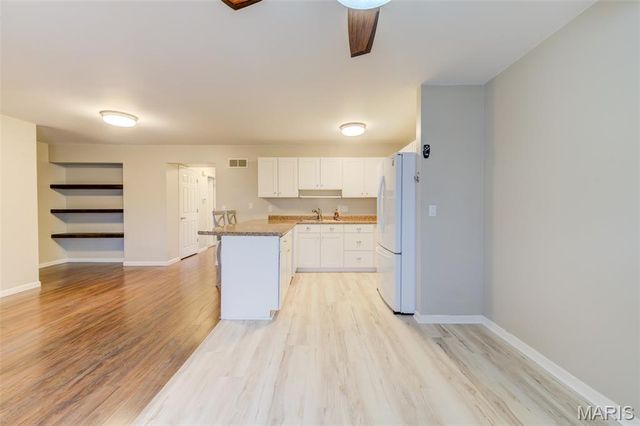 610 Summer Winds Lane F, St Peters, MO 63376