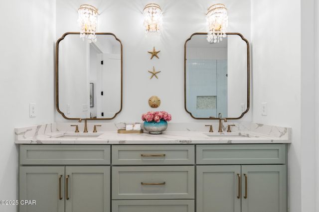 7028 Thomas Drive, Panama City Beach, FL 32408