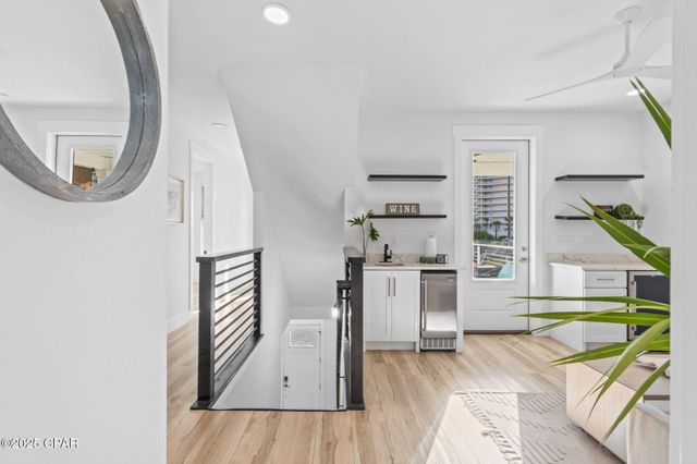 7028 Thomas Drive, Panama City Beach, FL 32408