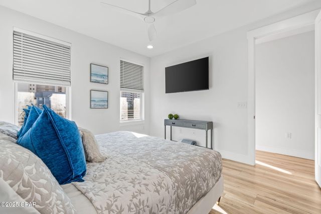 7028 Thomas Drive, Panama City Beach, FL 32408