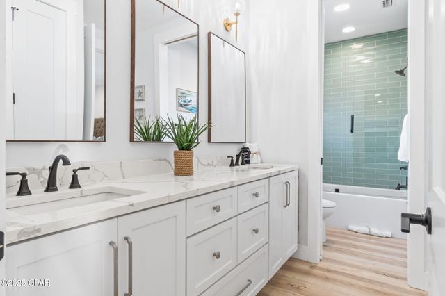 7028 Thomas Drive, Panama City Beach, FL 32408