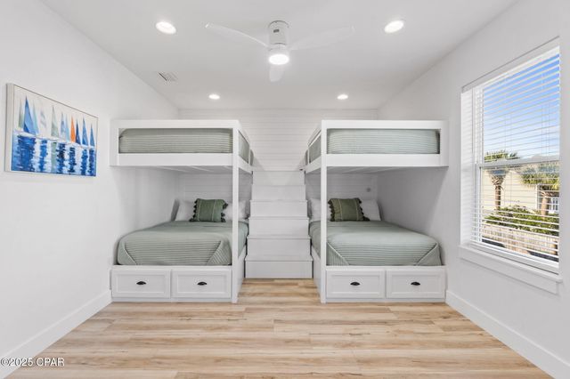 7028 Thomas Drive, Panama City Beach, FL 32408