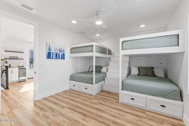 7028 Thomas Drive, Panama City Beach, FL 32408