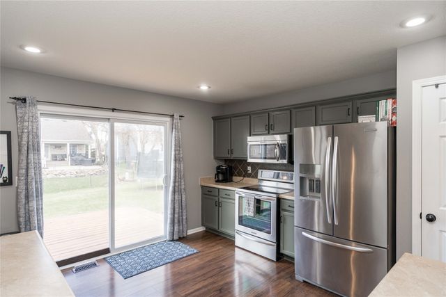 316 SW 50th Street, Ankeny, IA 50023