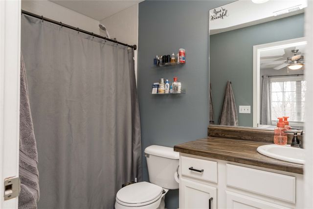 316 SW 50th Street, Ankeny, IA 50023