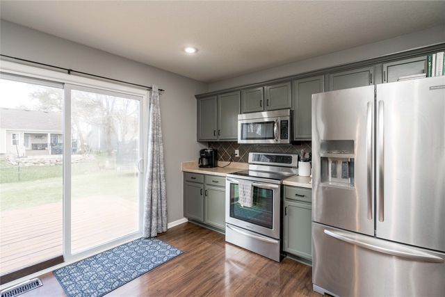 316 SW 50th Street, Ankeny, IA 50023