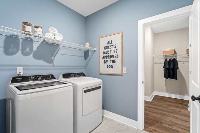 1435 Charles Dr, Chapel Hill, TN 37034