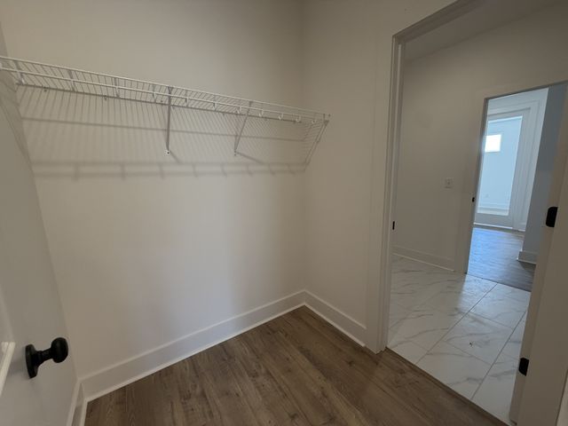 1435 Charles Dr, Chapel Hill, TN 37034