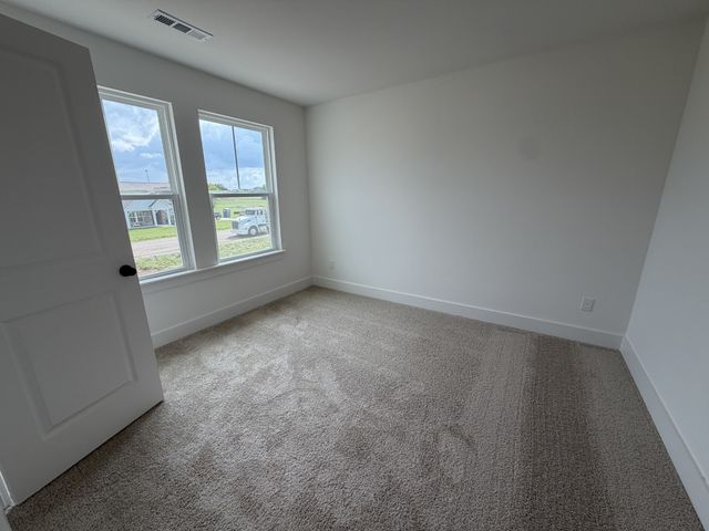 1435 Charles Dr, Chapel Hill, TN 37034