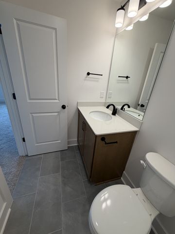 1435 Charles Dr, Chapel Hill, TN 37034