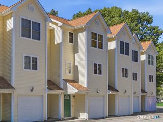 527 West Thames Street 6, Norwich, CT 06360