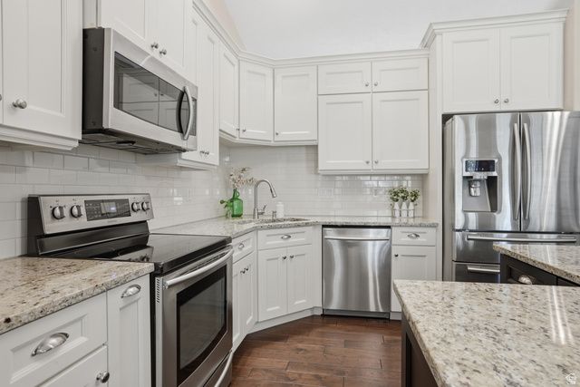 7536 S WOODBEND RD, West Jordan, UT 84081