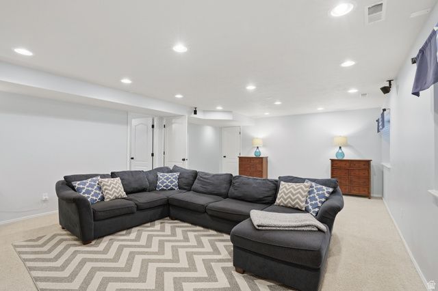 7536 S WOODBEND RD, West Jordan, UT 84081