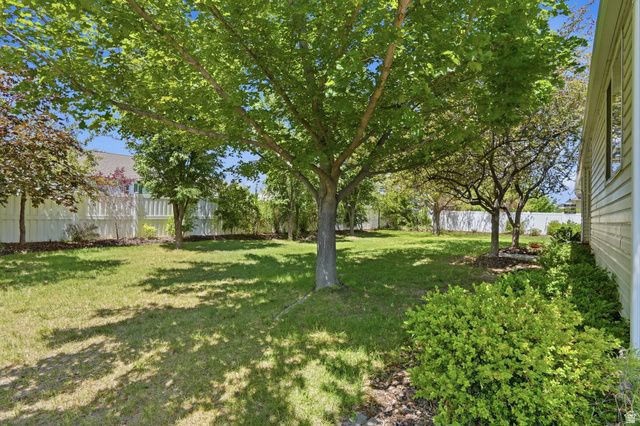 7536 S WOODBEND RD, West Jordan, UT 84081