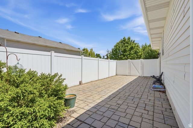 7536 S WOODBEND RD, West Jordan, UT 84081