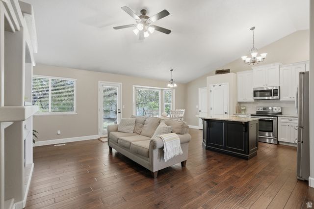 7536 S WOODBEND RD, West Jordan, UT 84081