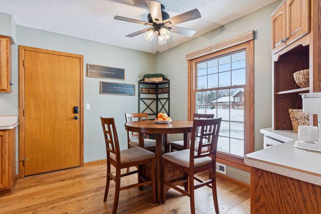 7411 Isleton Avenue S, Cottage Grove, MN 55016