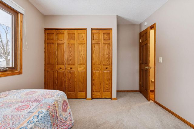 7411 Isleton Avenue S, Cottage Grove, MN 55016