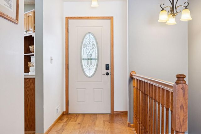 7411 Isleton Avenue S, Cottage Grove, MN 55016