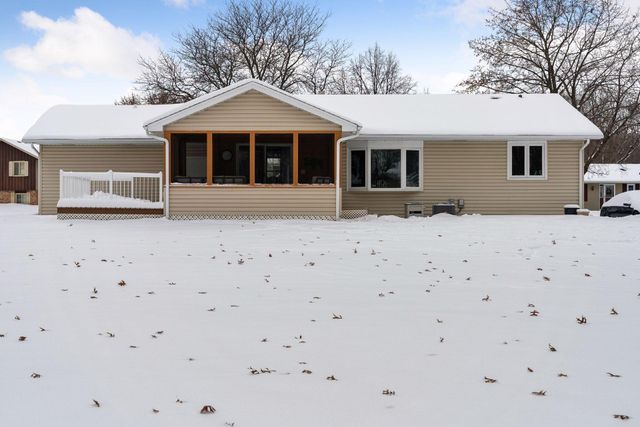 7411 Isleton Avenue S, Cottage Grove, MN 55016