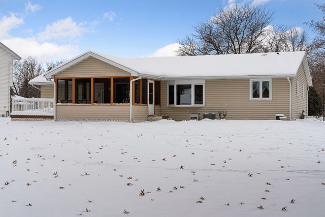 7411 Isleton Avenue S, Cottage Grove, MN 55016