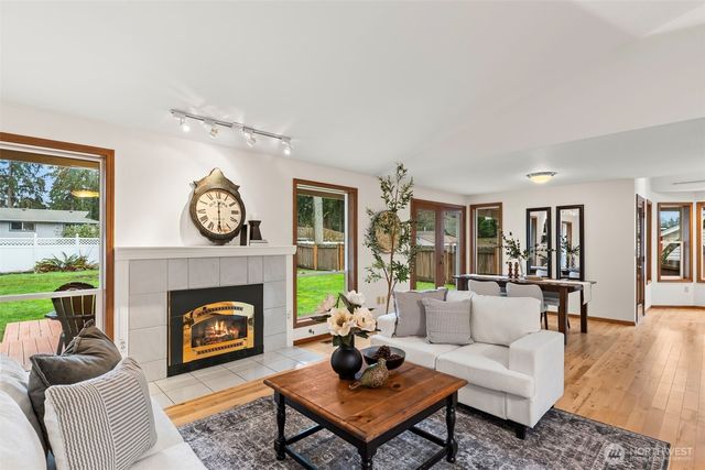 3812 60th Street Ct NW, Gig Harbor, WA 98335