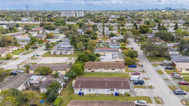 6331 Pierce St 1, Hollywood, FL 33024