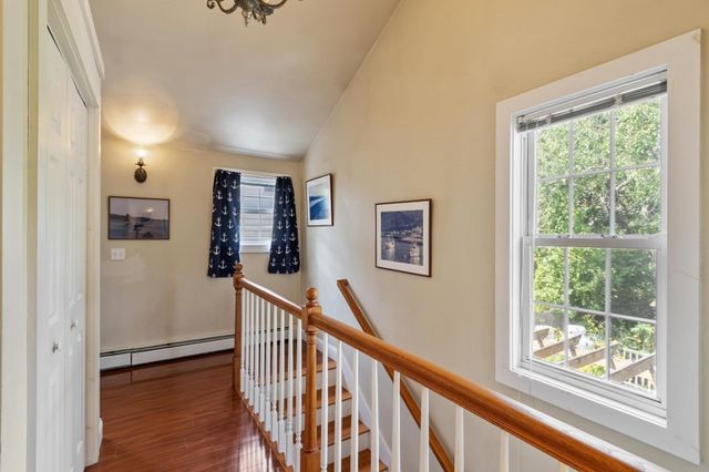 1 Pigeon Hill Court B, Rockport, MA 01966