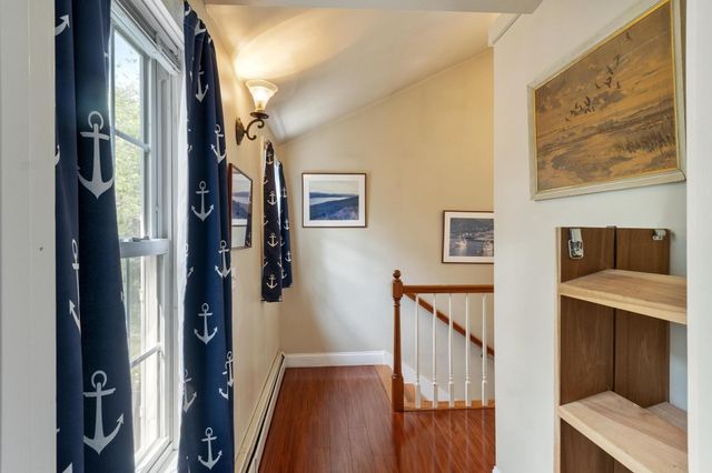1 Pigeon Hill Court B, Rockport, MA 01966