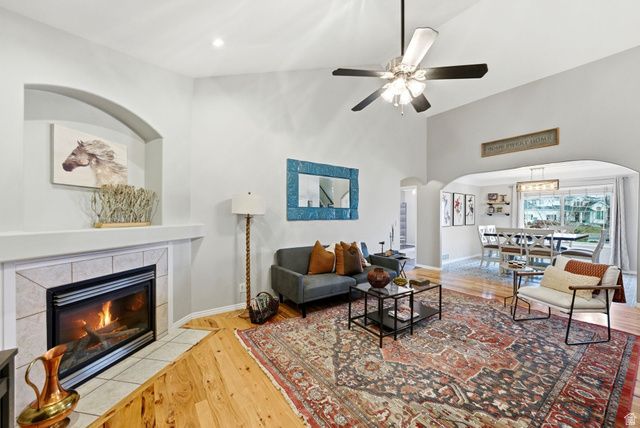 8089 S RED CASTLE WAY, West Jordan, UT 84081