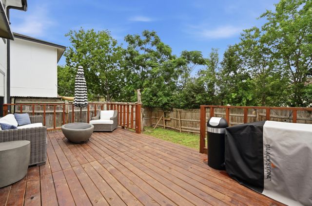 1414 Strickland DR, Austin, TX 78748