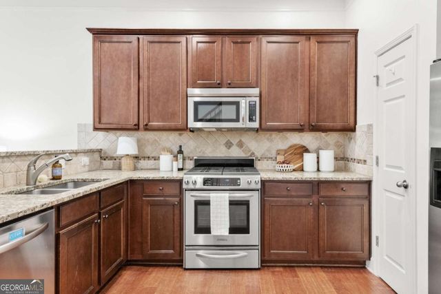 2052 Cobblestone Circle NE, Atlanta, GA 30319